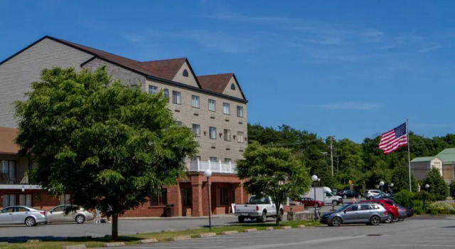 Best Western The Mainstay Inn, Prenota Hotel Newport East Rhode Island