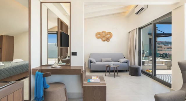 Люкс Elia Agia Marina Hotel