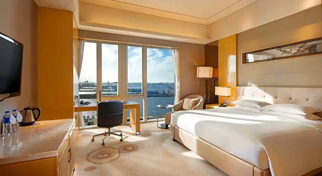 Двухместный номер Executive с видом на город Hilton Dalian