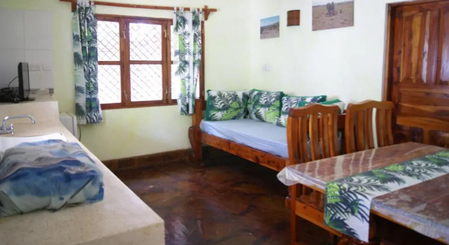 Luciano & Grace Apartments, Book Apartment Watamu 