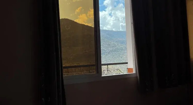 Двухместный номер Standard с балконом и с видом на горы Auberge Les Montagnes du Paradis Your Hidden Retreat in Paradise Valley