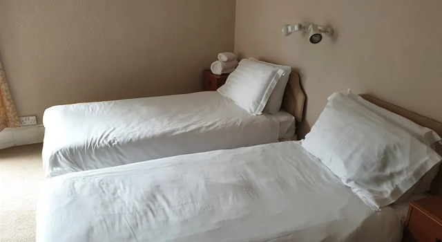 The White Hart Hotel, Забронировать Отель Отели Англии 3 звезды, 3*