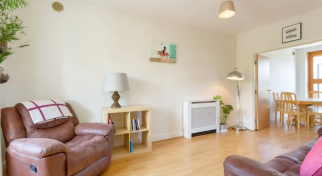 Modern 2 Bedroom Apartment With Private Balcony, Prenota Appartamento Contea di Dublino 