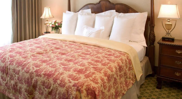 Saint John's Resort, Prenota Resort Hotel resort a Michigan, Resort