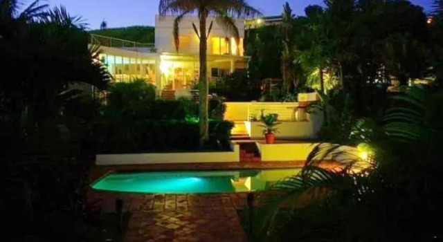 Thoko-Zani Beach House