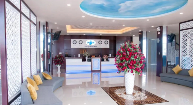 Ozon Hotel, Buchen Sie Hotel Nam Can Ca Mau