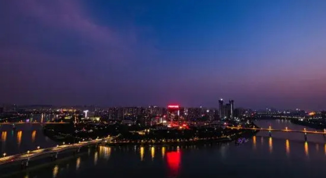 Nanning Yuanye Qu River View Homestay, Rezerwuj Hotel Hotele w Nanning z parkingiem, Parking
