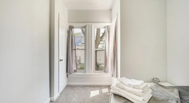 Коттедж Charming Glens Falls Retreat Near Downtown!