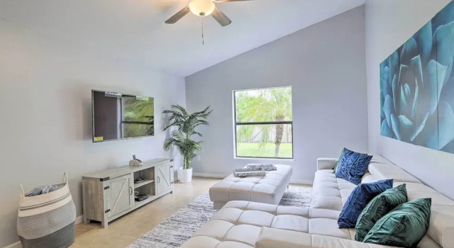 Коттедж Charming Palm Bay Retreat w/ Spacious Yard!