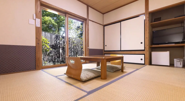Sansou Shikian Ryokan, Prenota Hotel Yufu Oita