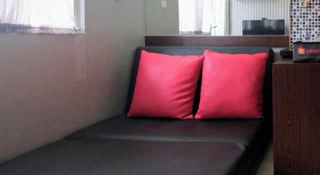 Апартаменты Homey and Relaxing 2BR Green Pramuka Apartment