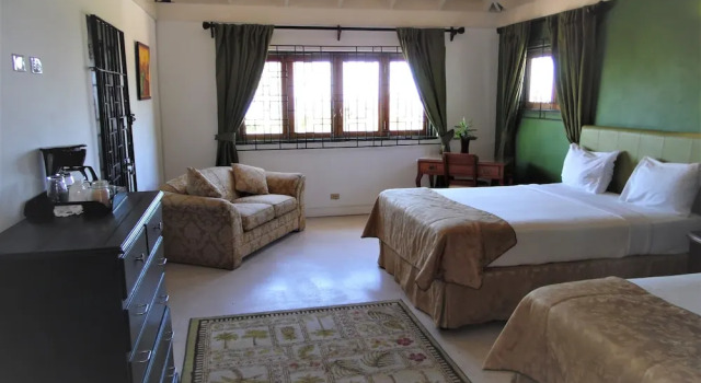 Mynt Retreat Bed and Breakfast, Rezervovat Hotel Hotely v Montego Bay Coast se snídaní, Snídaně