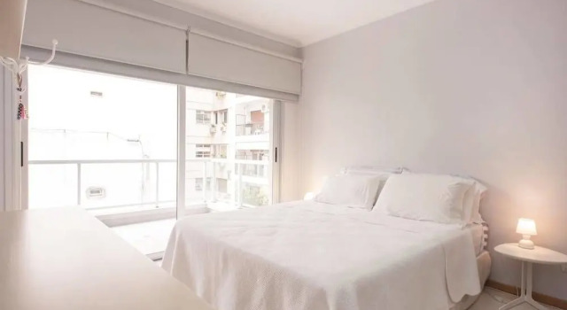 Beautiful and sunny studio by Sofacama