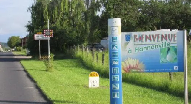 Gite La Grange à foin, Book Hotel 3-stjernede hoteller i Meuse, 3*