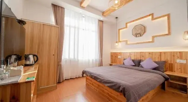 Suite Xiaofengsheng B&B