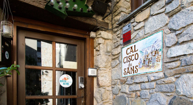 Hostal Cisco de Sans, Rezervovat Hotel Andorra la Vella Andorra