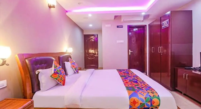 Fabhotel Turning Point, Rezervovat Hotel Hotely v Bangalore s parkováním, Parkování