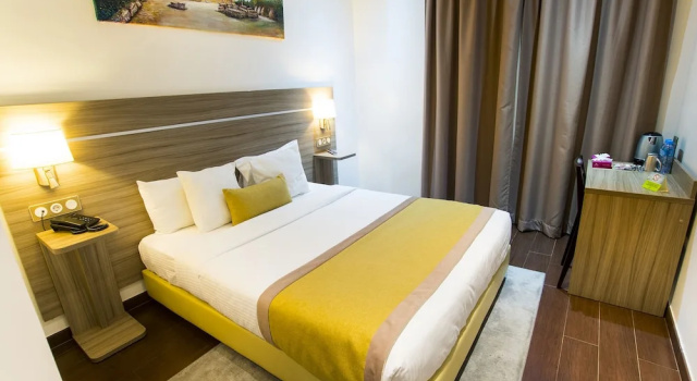 Двухместный номер Standard с балконом Hotel Best Night 2