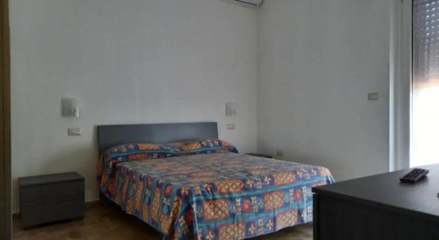 B&B La Vela, Varaa Bed and Breakfast Martinsicuro Rooma