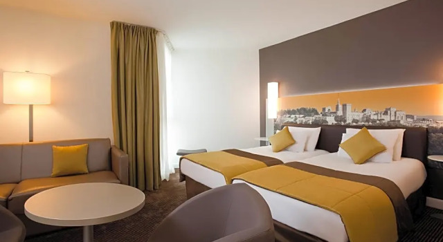 Двухместный номер Privilege Mercure Avignon Centre Palais des Papes