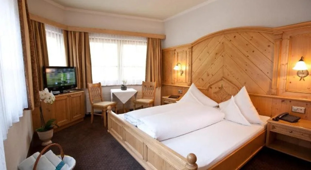 Hotel Astoria, Book Hotel Samnaun Engadin