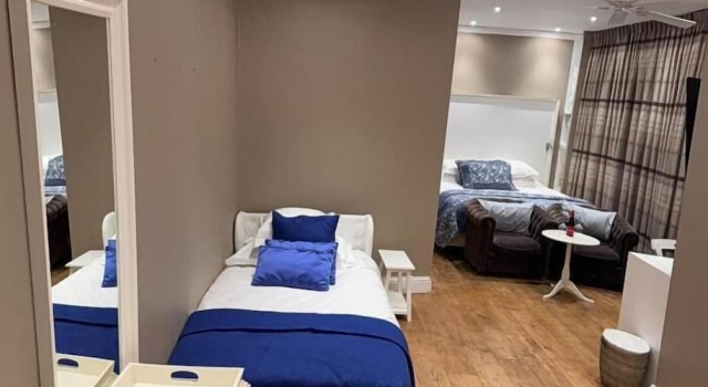 Двухместный люкс Deluxe с видом на город La Luna Guesthouse