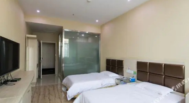 Dongdu Good Hotel Liuzhou, Prenota Hotel Liuzhou Guangxi