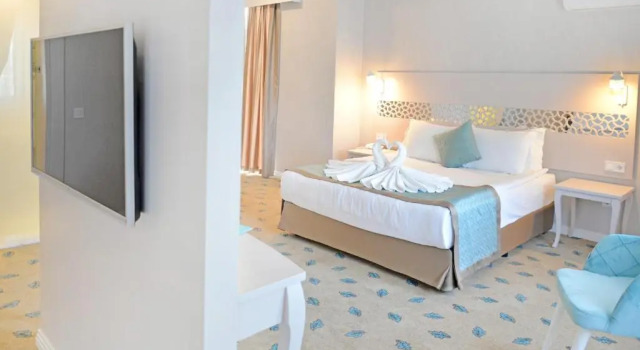Люкс ADEMPİRA TERMAL&SPAHOTEL