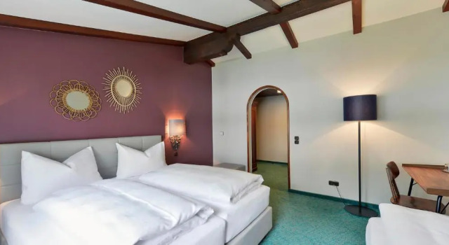 Трёхместный номер Standard Schlosshotel Dörflinger