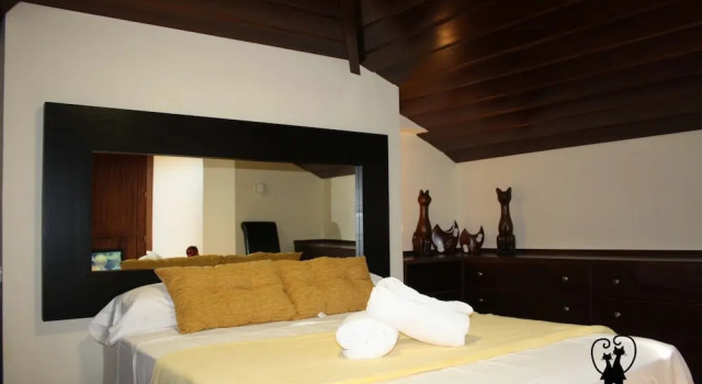 Вилла с 4 комнатами Villa los Gatos