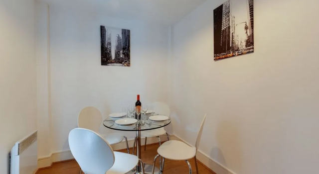 Base Serviced Apartments - Cumberland Apartments, Забронировать Апартаменты/квартира Апартаменты Ливерпуля, рядом с Квартал Каверн, Апартаменты/квартира