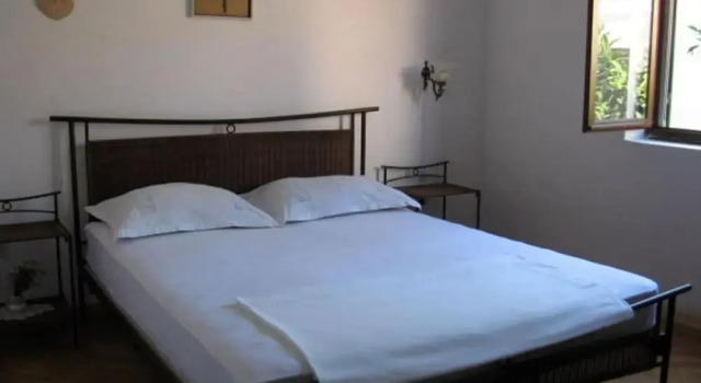 Коттедж Three Bedroom House With Terrace