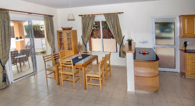 Villa Thea, Boek Villa Peyia Paphos
