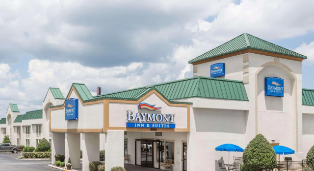 Двухместный люкс c 1 комнатой Best Western Greensboro Coliseum Inn
