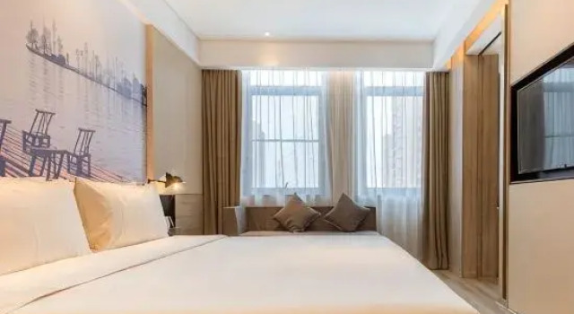 Люкс Superior Atour Hotel Wuhan East Railway Station Optics Valley High-tech