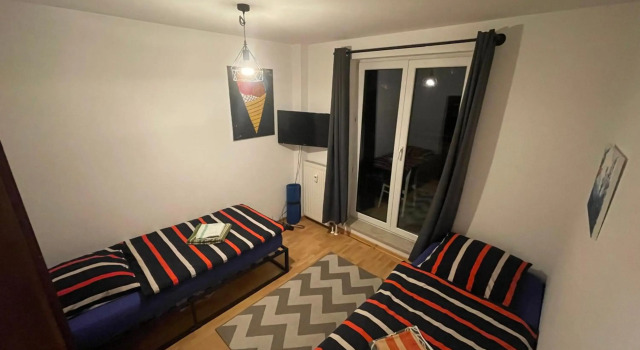 Live easy with balcony,Netflix, quiet, close to Football stadium, direct train connection, Espresso maker, Rezervovat Hotel Hotely v Lipsko s parkováním, Parkování