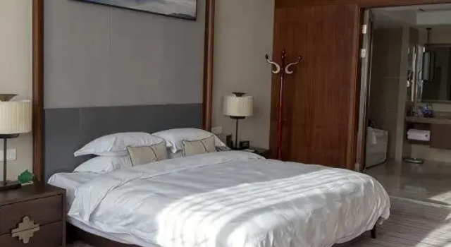 Люкс Deluxe Huiyuan International Hotel