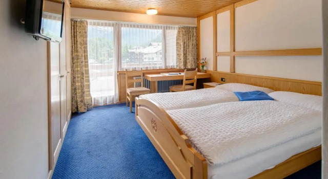 Двухместный номер Standard с балконом Hotel Parnass