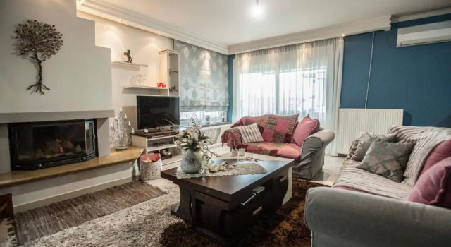 Вилла Dina'S House