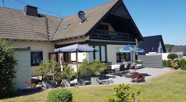 Zur schönen Aussicht, Забронировать Дом для отпуска Хелленталь Айфель