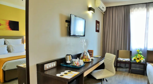 Habitación doble De lujo con vista al jardín Cresta Oasis Hotel