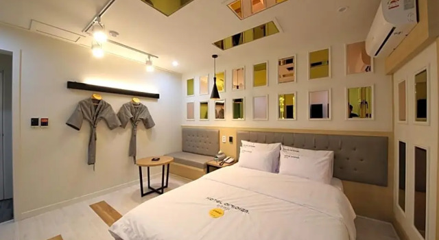 Номер Standard Hotel Yoegieottae Gwangju Station