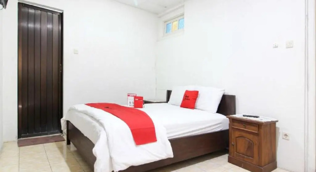 Двухместный номер Standard Reddoorz Syariah near Wijilan Yogyakarta