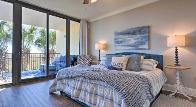 Sunny First-floor Condo w/ Ocean-view Balcony!, Boek Appartement Dauphin Island Alabama