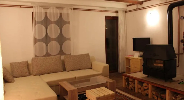 Holiday Home Relax, Забронировать Отель Отели Копаоник 3 звезды, рядом с Malo jezero ski lift, 3*