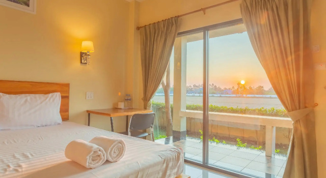 Tontan Resort Cha-Am, Забронировать Курортный отель Курортные отели Пхетчабури, Курортный отель