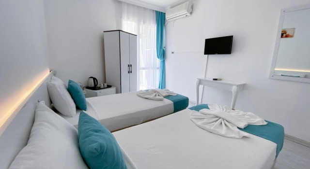 Minerva Port Hotel