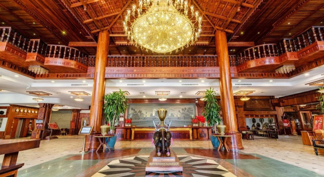 Empress Angkor Resort & Spa, Забронировать Курортный отель Сиемреап Провинция Сием-Рип, рядом с Siem Reap War Museum