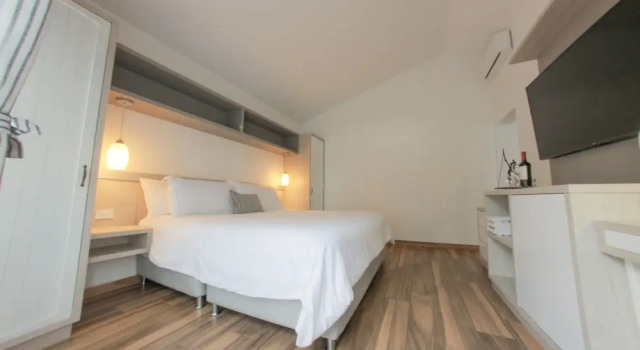 Люкс Royal Garden Hotel Boutique