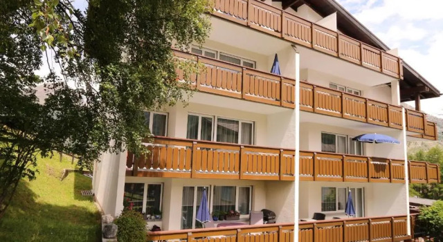 Apartment Azur, Забронировать Апартаменты/квартира Зас-Фе Saastal